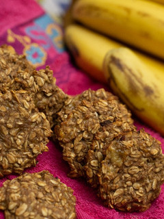 Una foto de Galletas de avena y plátano