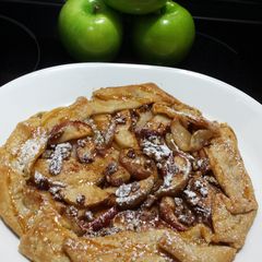 A picture of Harvest Apple Cinnamon Tart.