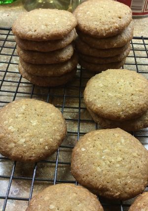 A picture of Coconut cookies.