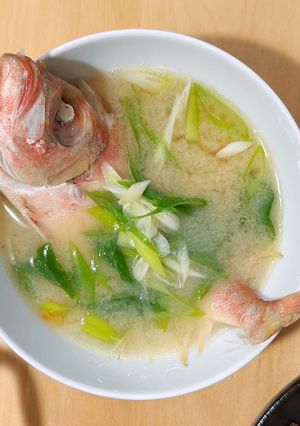 味增蔬菜紅目鰱湯 的食譜成品照片
