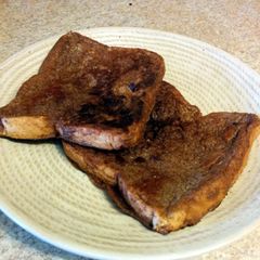 A picture of French toast vegan.