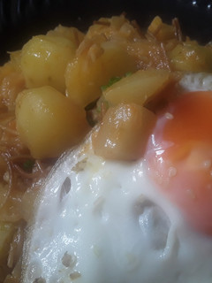 Una foto de Guiso de Calabaza blanca con papa y fideos!!!🍲🍛🍳