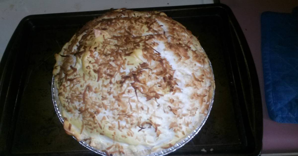 Guiltless Coconut Custard Pie With Sugar Free Meringue Recipe By Gail Cookpad