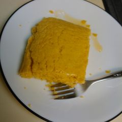 A picture of Traditional Cornbread.