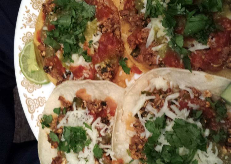 Recipe of Homemade Chorizo and Eggs Tostada