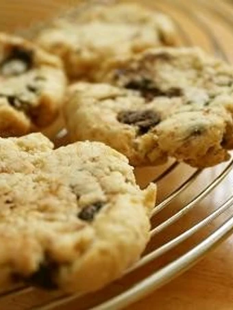 Easy Steps to Make The Ideal Chocolate Chip Cookies the  Makes Drooling Can spoil the tongue