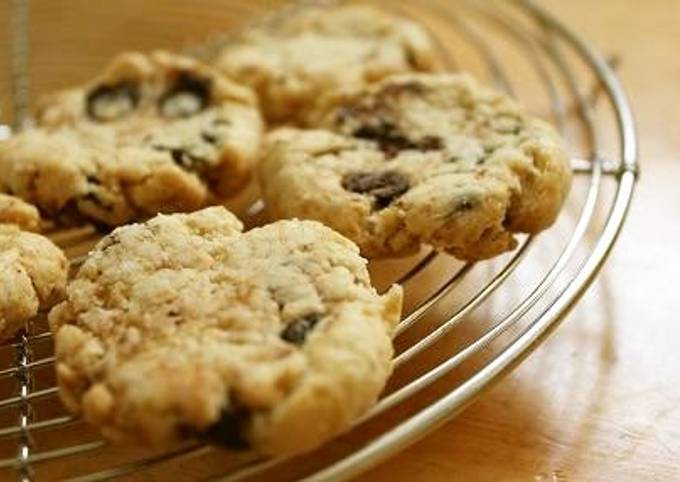 The Ideal Chocolate Chip Cookies