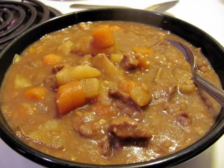 Easy Way Make Recipe Thick and Chunky Beef Stew that is Perfect, Tasty}