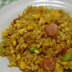 A picture of With Yakisoba Sauce Curry Flavored Fried Rice.