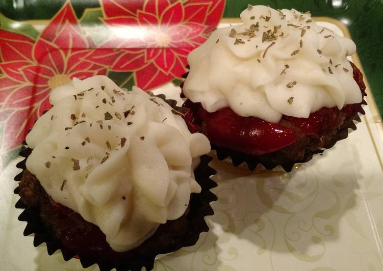 Mini Meatloaf Cupcakes with Sweet and Spicy Sauce