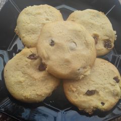 A picture of Raisin Cookies.