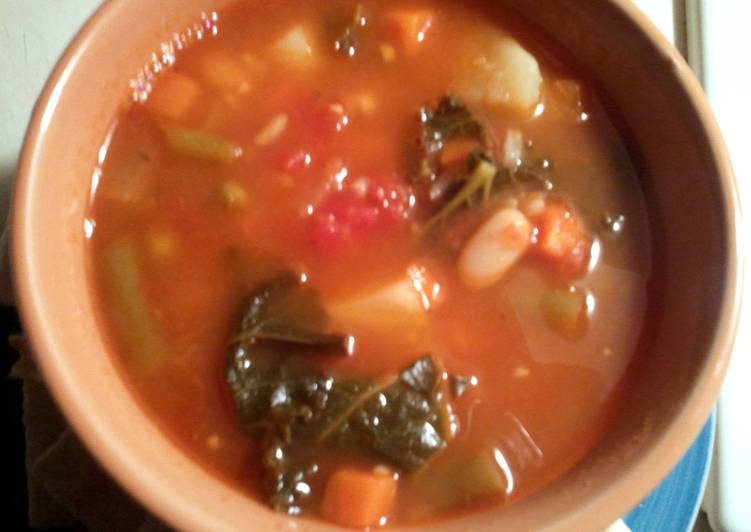Hearty Vegetable Soup - By Phoenix Hearty Vegetable Soup - By Phoenix