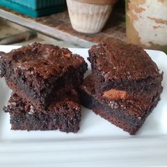 FUDGE BROWNIES 😍 (With baking tips) A picture of FUDGE BROWNIES 😍 (With baking tips).