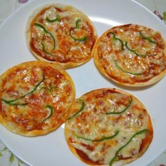 A picture of Quick Gyoza Wrapper Pizza.