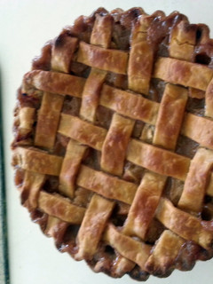 A picture of Crunch Top Apple Pie.
