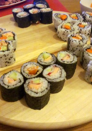 A picture of Maki Sushi & Californian Maki.