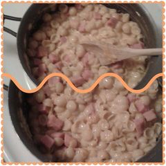 A picture of Mac & Cheese Surprise.