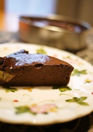 A picture of Non-Oil Non-Egg "Rare" Chocolate Gateau.