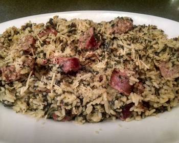 Ultimate Serving Recipe EASY ONE PAN Sausage Spinach and Rice Parmesan Delicious