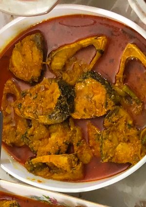 সরষে ইলিশ (sorshe ilish recipe in Bengali) রেসিপির প্রধান ছবি