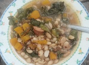 Una foto de Porotos con mote