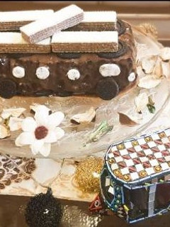 A picture of No bake chocolate biscuit cake.