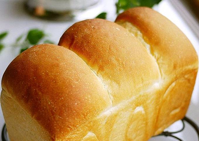 Fluffy Yogurt Whey Mountain-Shaped Bread