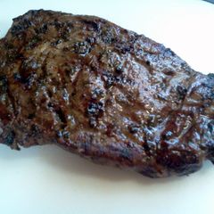 A picture of Peppered Steak.
