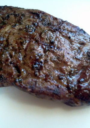 A picture of Peppered Steak.