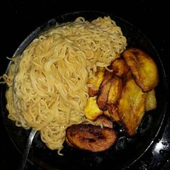 A picture of Indomie noodles and fried plantains.