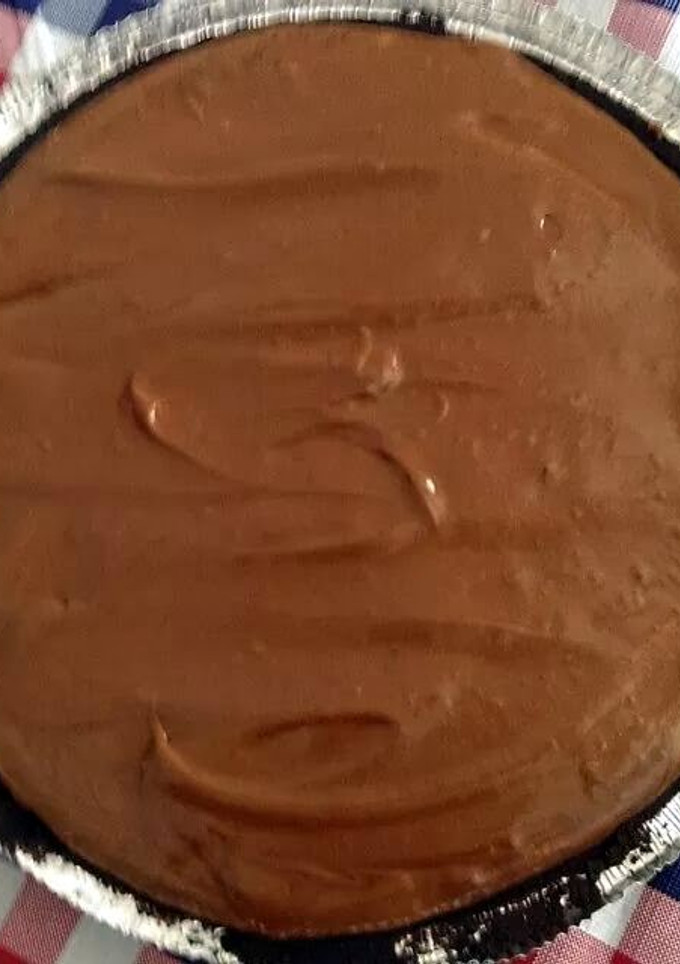 A picture of Hershey Bar Pie.