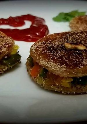 A picture of Brown Bread Veggie Cutlet.