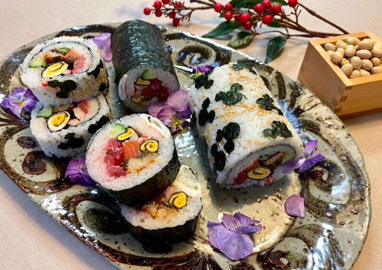 Simple Way to Prepare Super Quick Homemade Mickey Mouse Roll Sushi