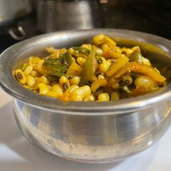 A picture of Spring onion and blackeyed bean vegetable.😋😍.