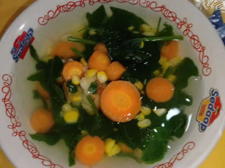 Langkah Mudah untuk Menyiapkan Resep  Sayur bening daun katu yang Lezat Sekali, Lezat Sekali