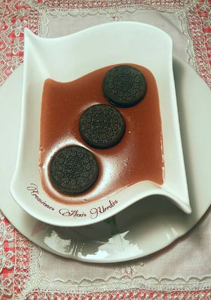 Una foto de Natillas de chocolate milka y galletas oreo