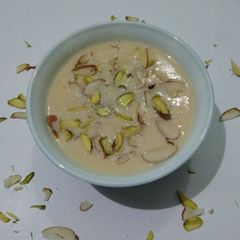 A picture of Butterscotch caramel rabdi.