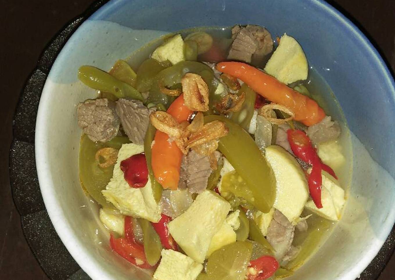 Belimbing sayur dengan daging asam sayur