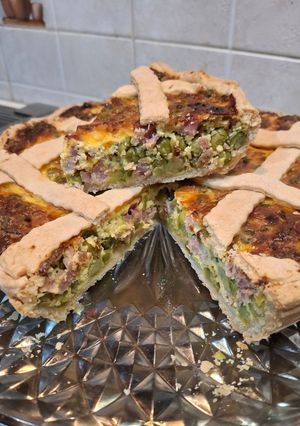 Foto di Torta Salata Svuotafrigo Ricotta e Piselli