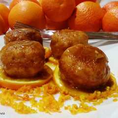 Una foto de Albóndigas de pollo y 4 quesos con naranja y salsa de mandarina
