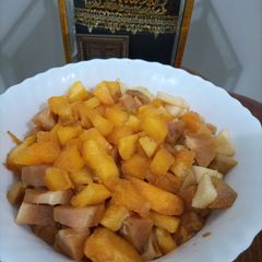 A picture of Fruit chaat.