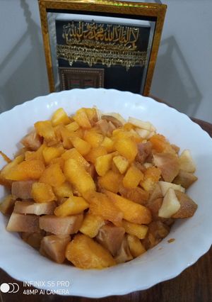 A picture of Fruit chaat.