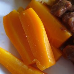A picture of Glazed Carrots.