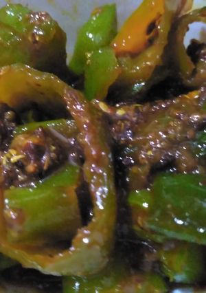 A picture of Khatti meethi mirch.