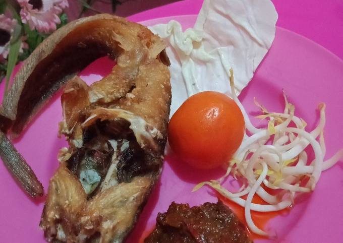  Cara termudah bikin Ikan Lele Goreng Simpel  sempurna