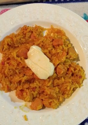 Una foto de Arroz con salchichas de Viena