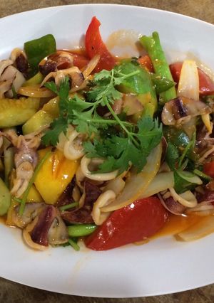 Hình của món Mực xào chua ngọt.