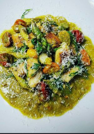 A picture of Asparagus Butter Sauce.