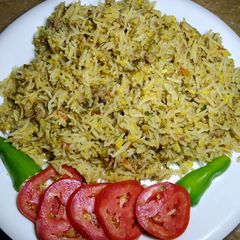 A picture of Qeema Daal Pulao.