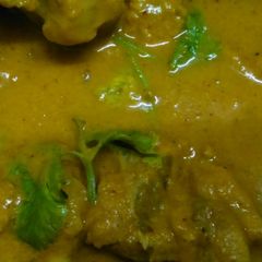 A picture of Chicken curry.
